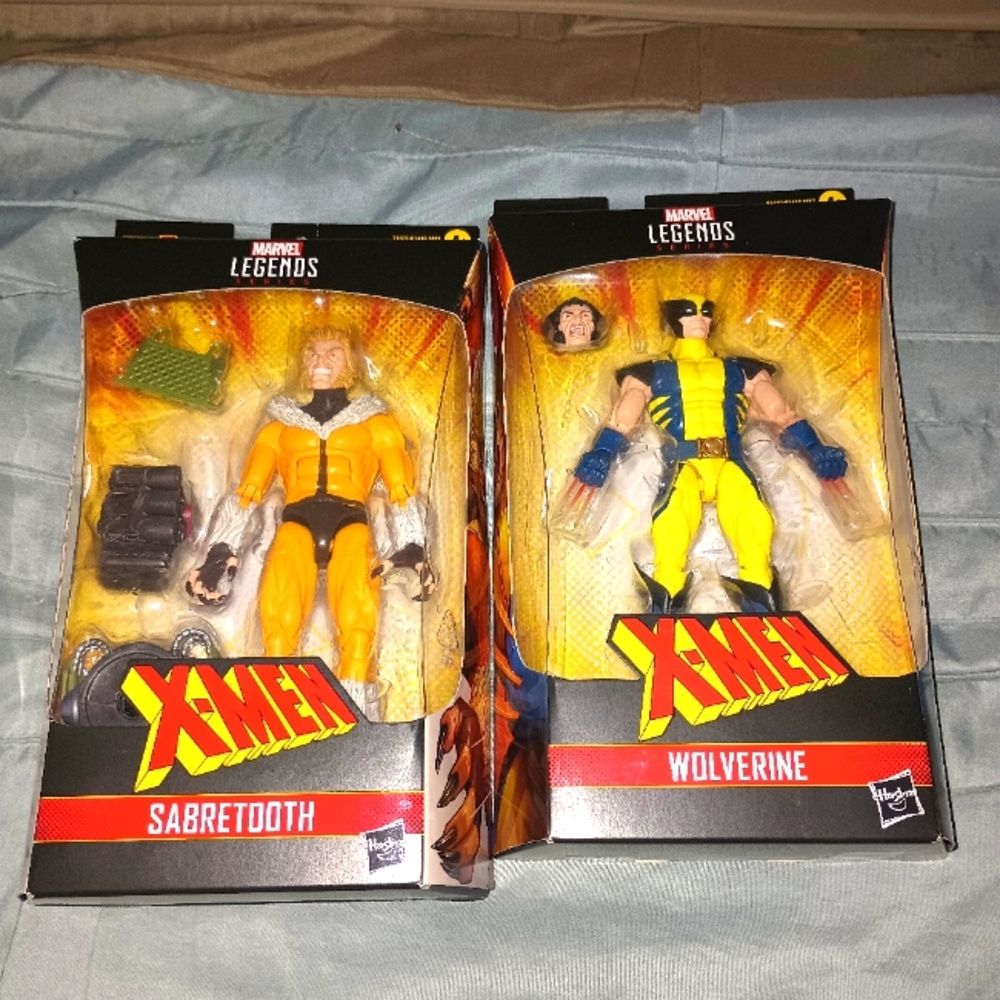6 inch Wolverine and Sabertooth action figures